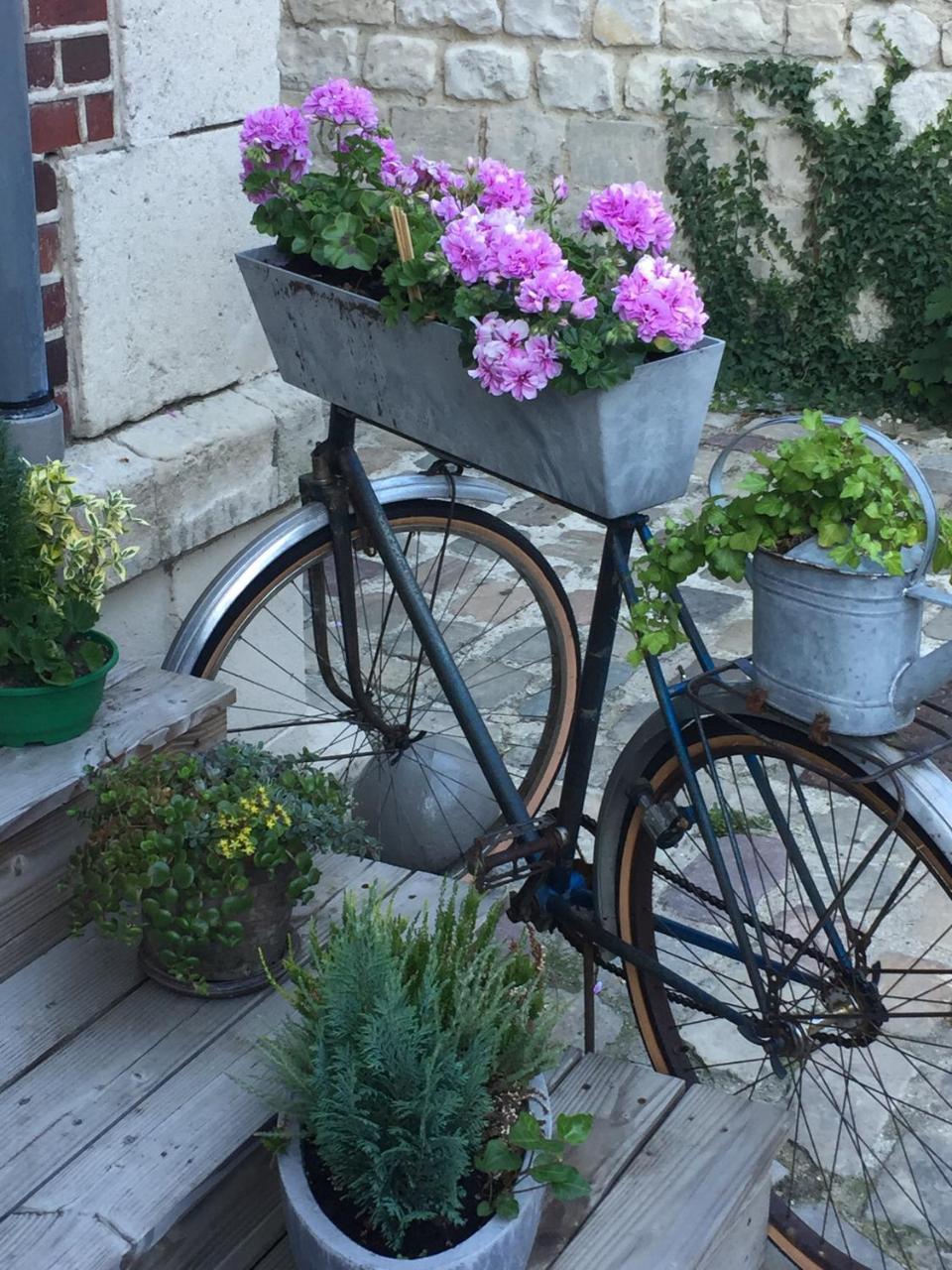 La Parenthese Du Rond Royal Bed & Breakfast Compiegne Exterior photo