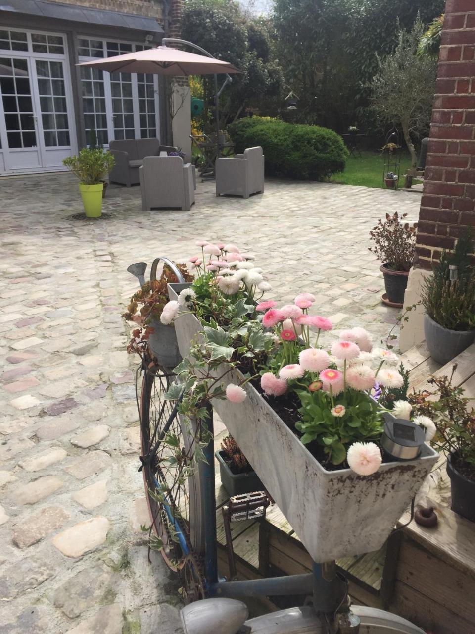 La Parenthese Du Rond Royal Bed & Breakfast Compiegne Exterior photo