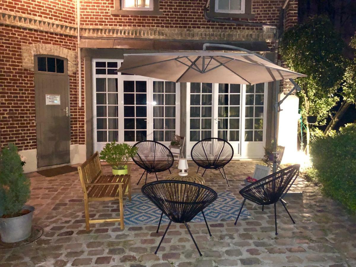 La Parenthese Du Rond Royal Bed & Breakfast Compiegne Exterior photo
