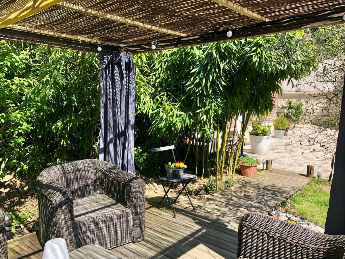 La Parenthese Du Rond Royal Bed & Breakfast Compiegne Exterior photo